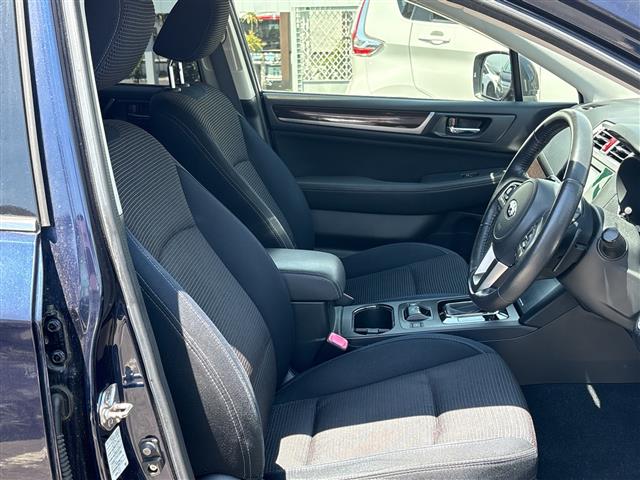 Subaru Legacy Outback 6