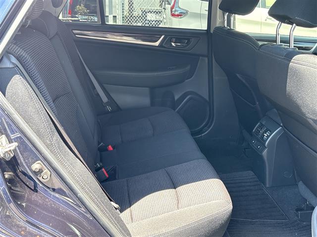 Subaru Legacy Outback 7