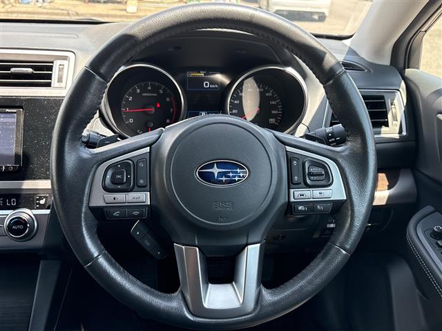 Subaru Legacy Outback 9