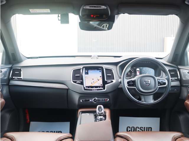 Volvo XC90 4