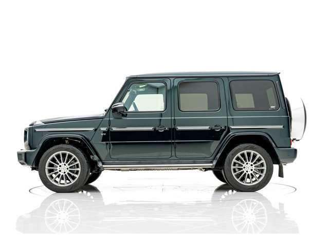 Mercedes-Benz G-Class 4
