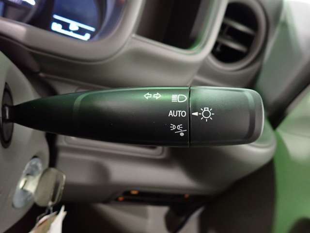 Nissan NV100 Clipper 11