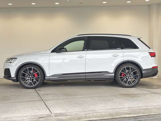 Audi Q7 9