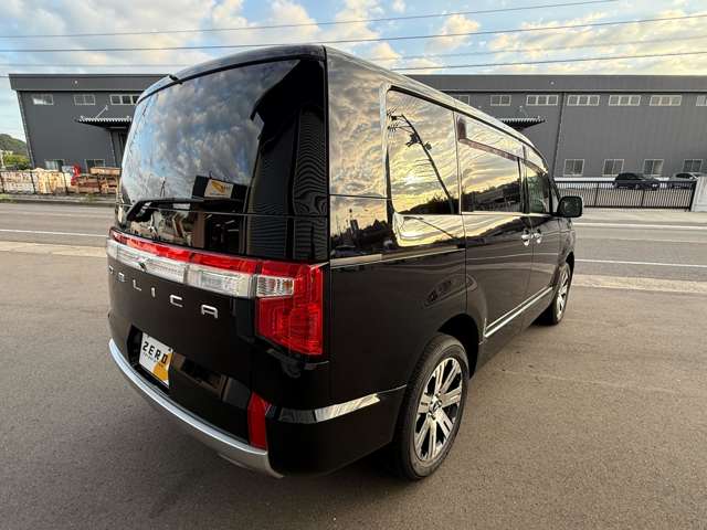 Mitsubishi Delica D:5 11