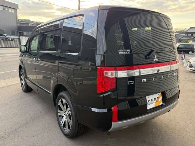 Mitsubishi Delica D:5 10