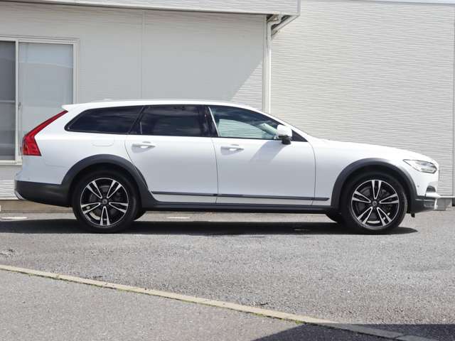 Volvo V90 Cross Country 7