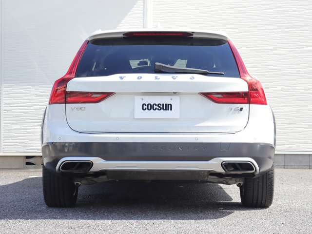 Volvo V90 Cross Country 9