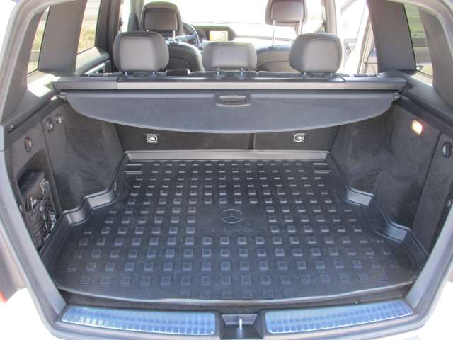 Mercedes-Benz GLK-Class 9