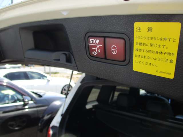 Mercedes-Benz GLK-Class 10