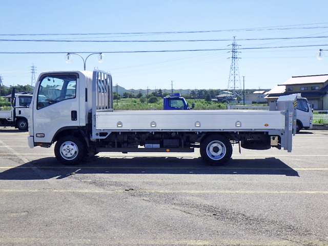 Isuzu Elf 6