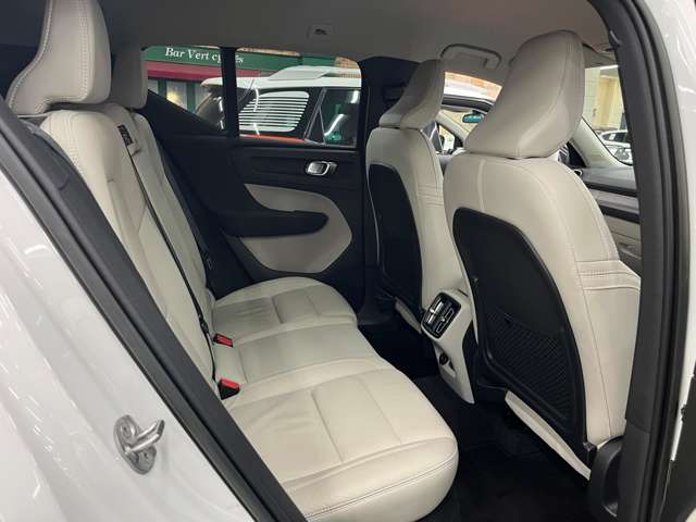 Volvo XC40 9