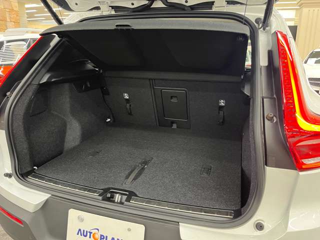 Volvo XC40 10