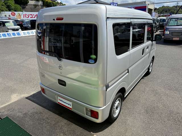 Nissan NV100 Clipper 6