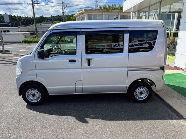 Nissan NV100 Clipper 9