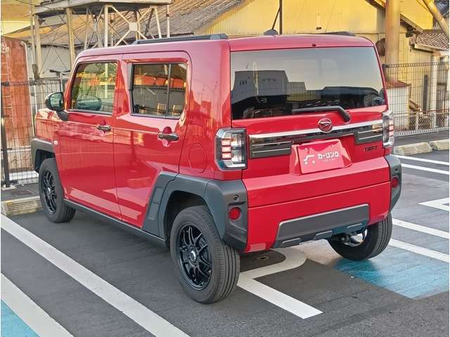 Daihatsu Taft 9