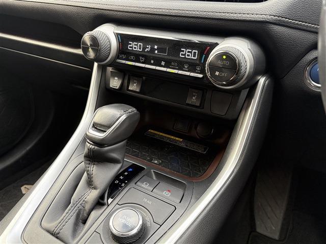 Toyota RAV4 10