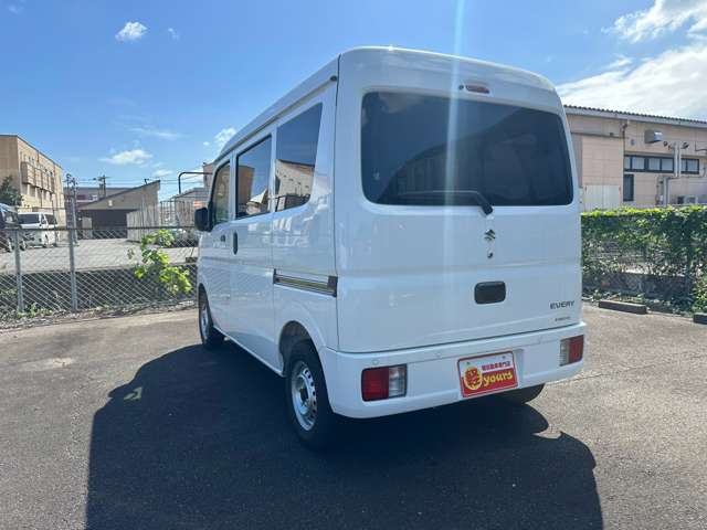 Suzuki Every 11