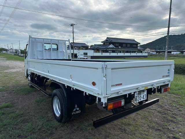 Mitsubishi Fuso Canter 5