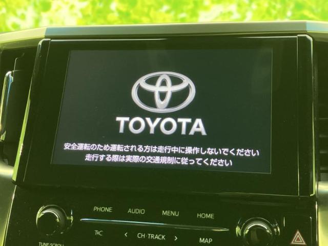 Toyota Alphard 4