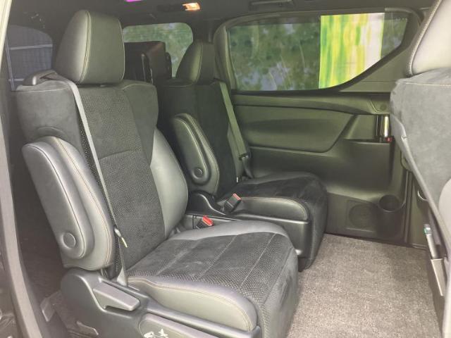 Toyota Alphard 7