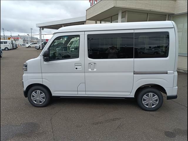 Daihatsu Atrai 13