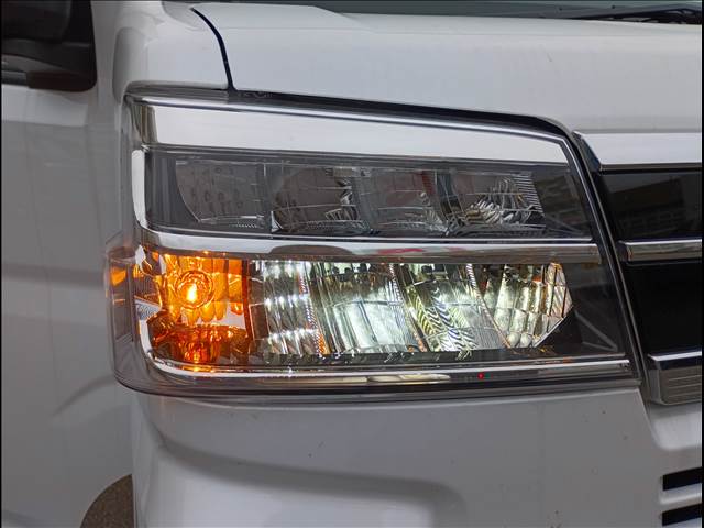 Daihatsu Atrai 8