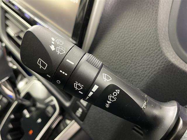 Toyota Esquire 12