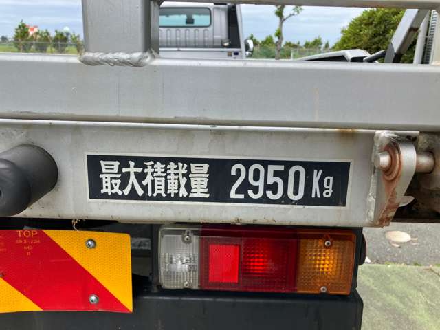 Hino Dutro 10