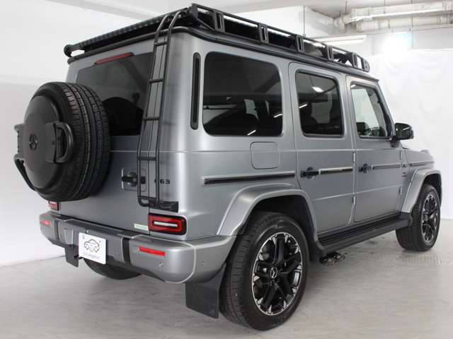 Mercedes-Benz G-Class 8