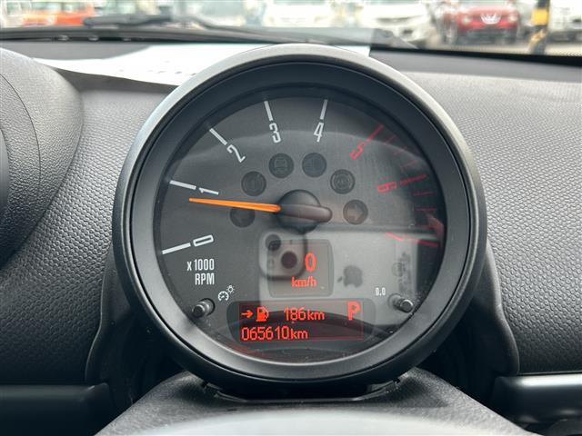 MINI Crossover 12