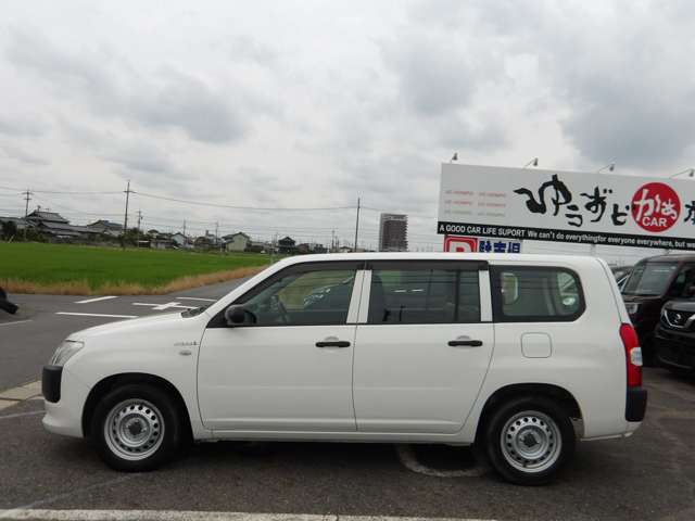 Toyota Succeed Van 11