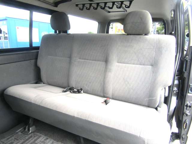 Toyota Regius Ace 7