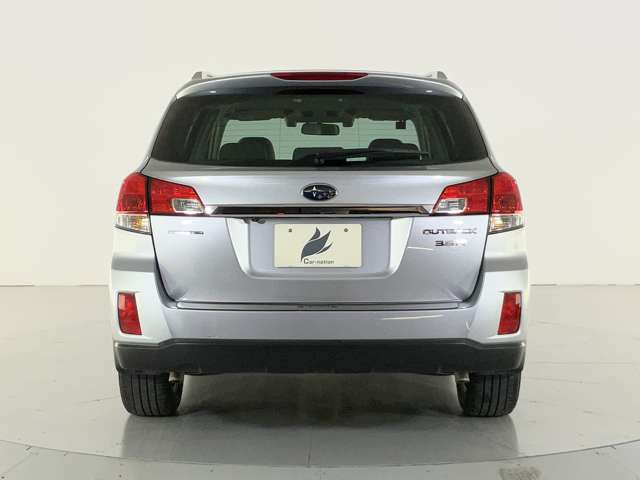 Subaru Legacy Outback 9