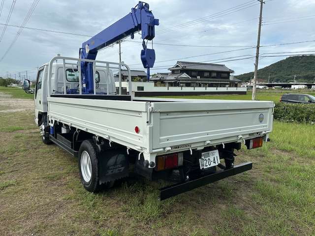Isuzu Elf 10