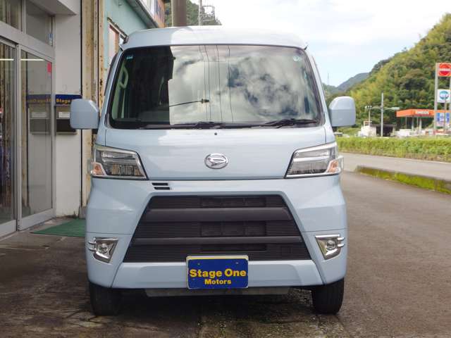 Daihatsu Hijet Cargo 2