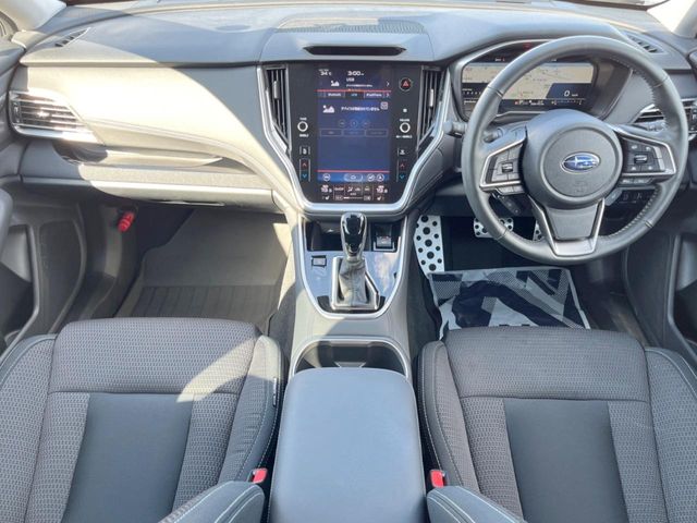 Subaru Legacy Outback 2