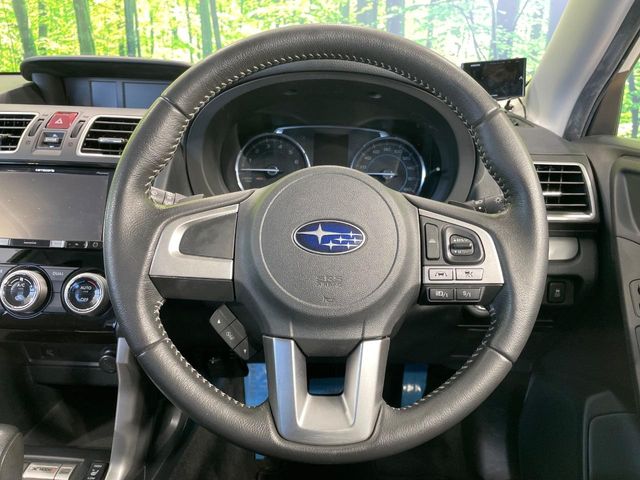 Subaru Forester 12