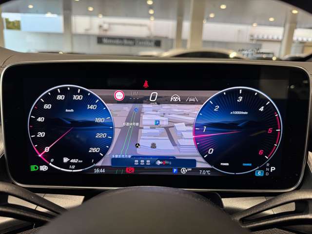 Mercedes-Benz GLC 9