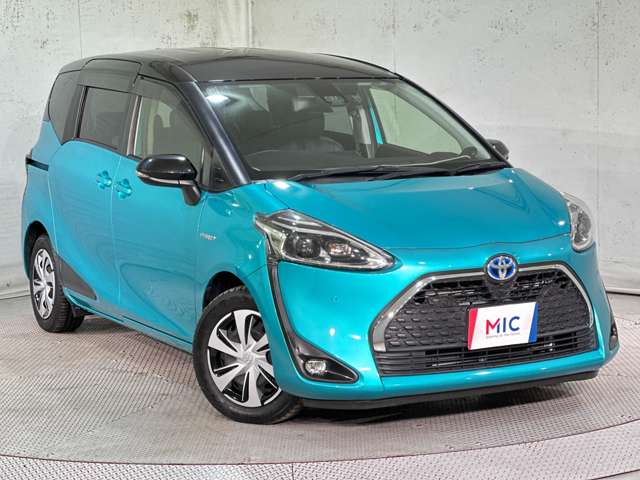 Toyota Sienta 2