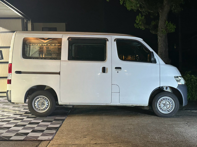 Toyota Town Ace Van 11