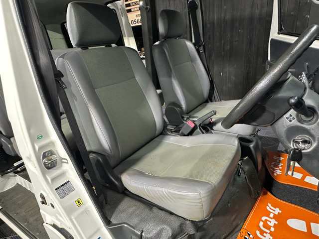 Toyota Town Ace Van 6