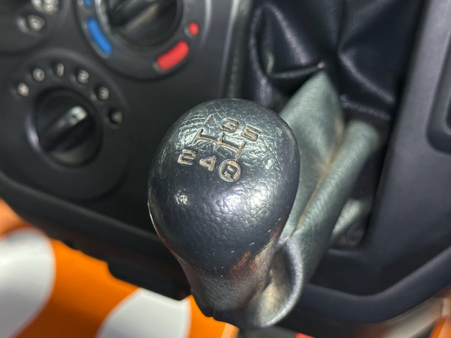 Toyota Town Ace Van 8
