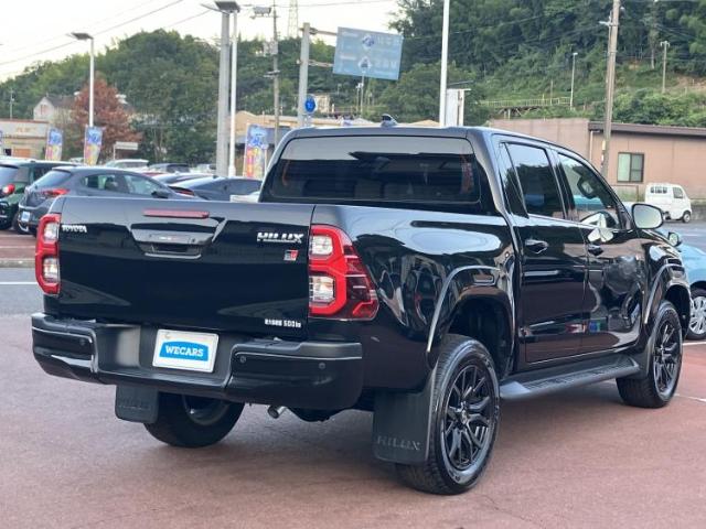 Toyota Hilux 5