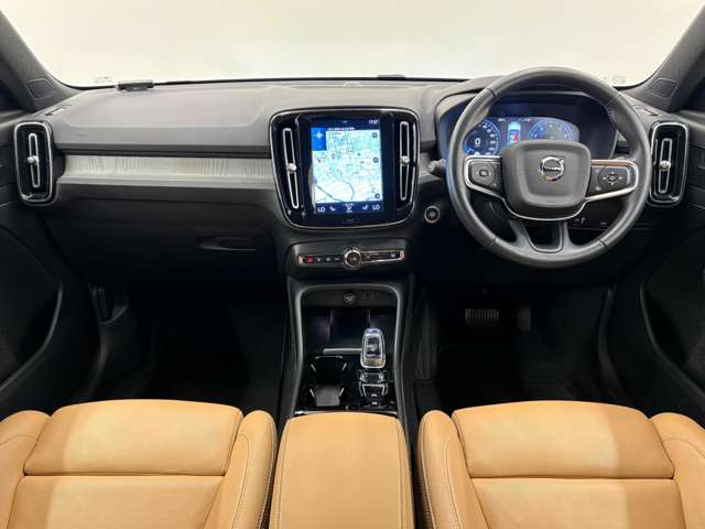 Volvo XC40 5