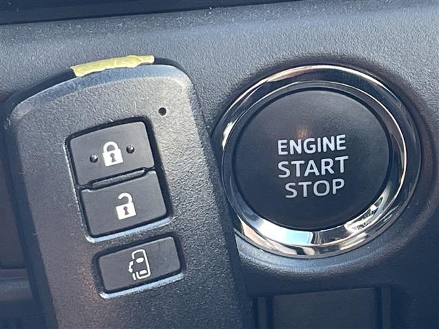 Toyota Voxy 12