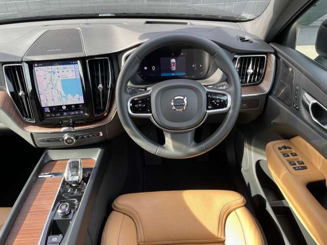 Volvo XC60 11
