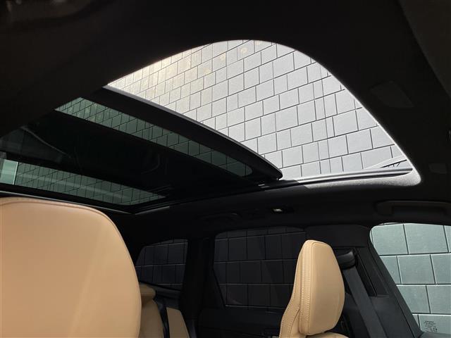 Volvo XC60 10