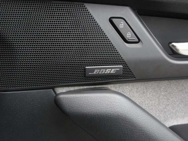 Mazda MX-30 11