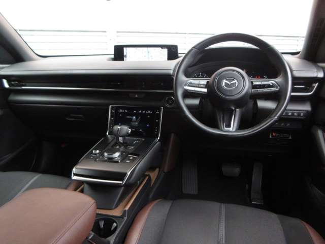 Mazda MX-30 4
