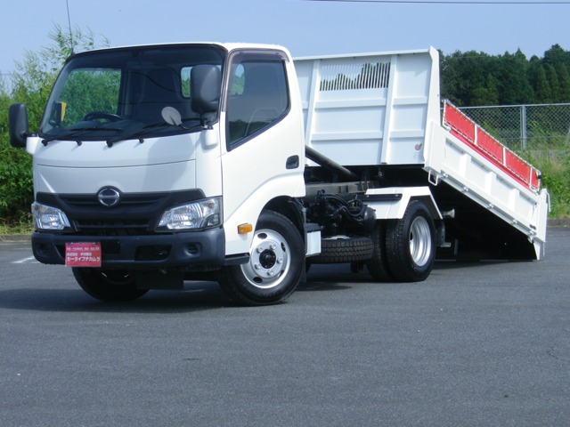 Hino Dutro 2